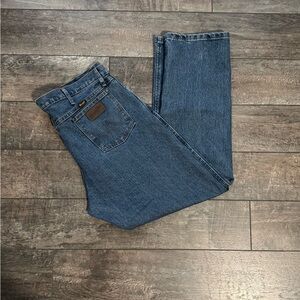 Wrangler Relaxed Fit Blue Jeans